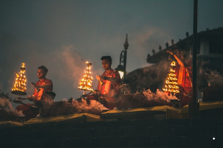 Krishna’s Flute Spiritual Meaning